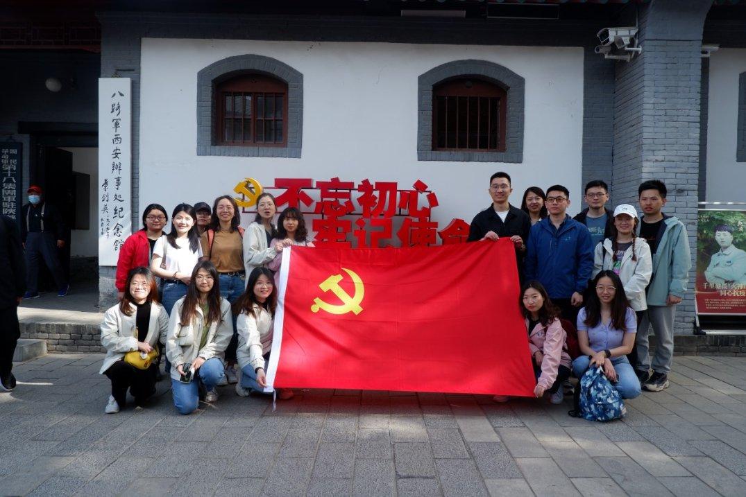 海南海药：注射用头孢呋辛钠通过仿制药一致性评价