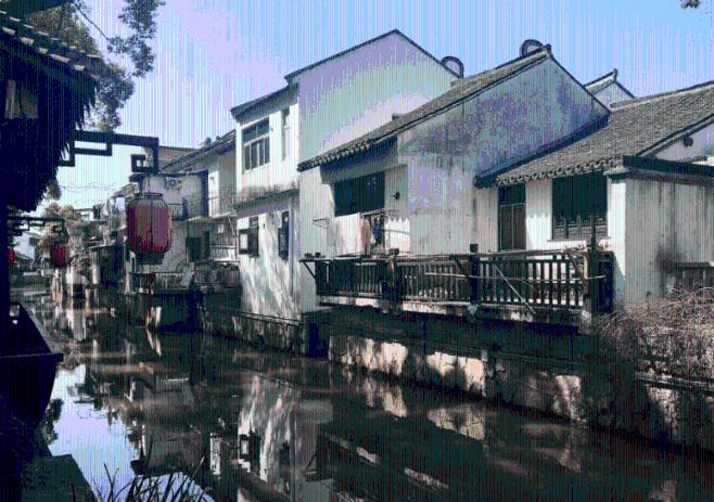 恐龙绝地逃生